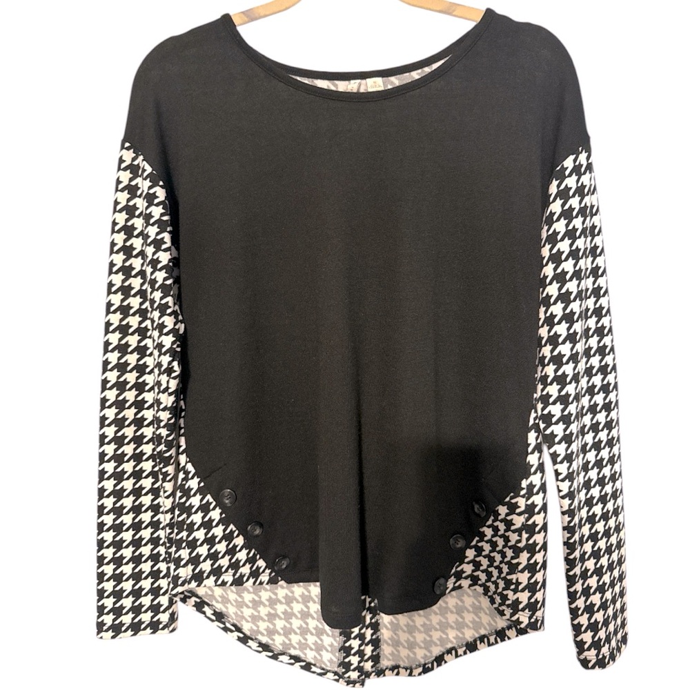 Small Hounds Tooth Mixed High Low Top with Faux Leather Elbow Patches